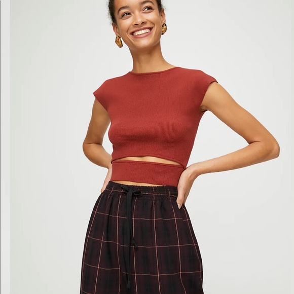 Wilfred Cut-Out Knit Top Short-sleeve, cut-out knit top in BLACK from Aritzia - Picture 3 of 3